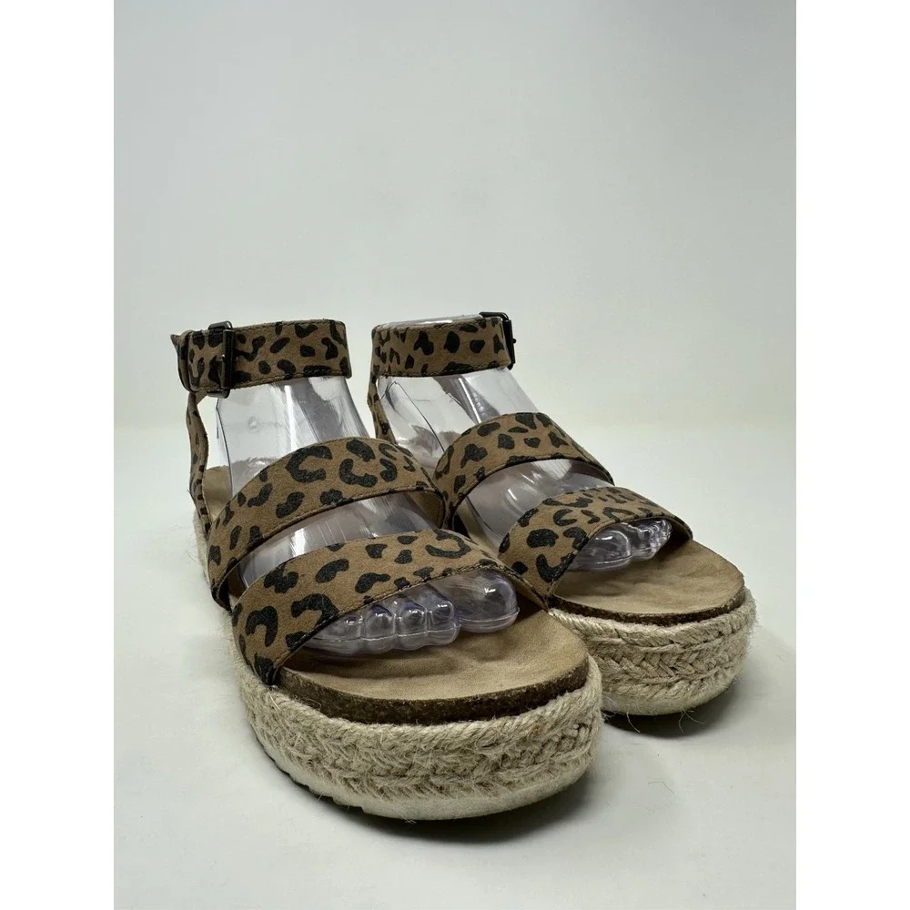 Universal Thread Espadrille Ankle Strap Sandals Size 8 Animal Print
